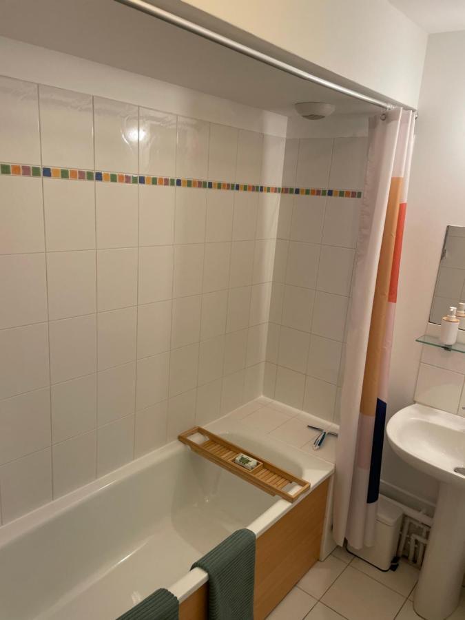 Maison Agreable Et Spacieuse Aux Portes De Paris Et Du Metro Saint-Ouen  ภายนอก รูปภาพ
