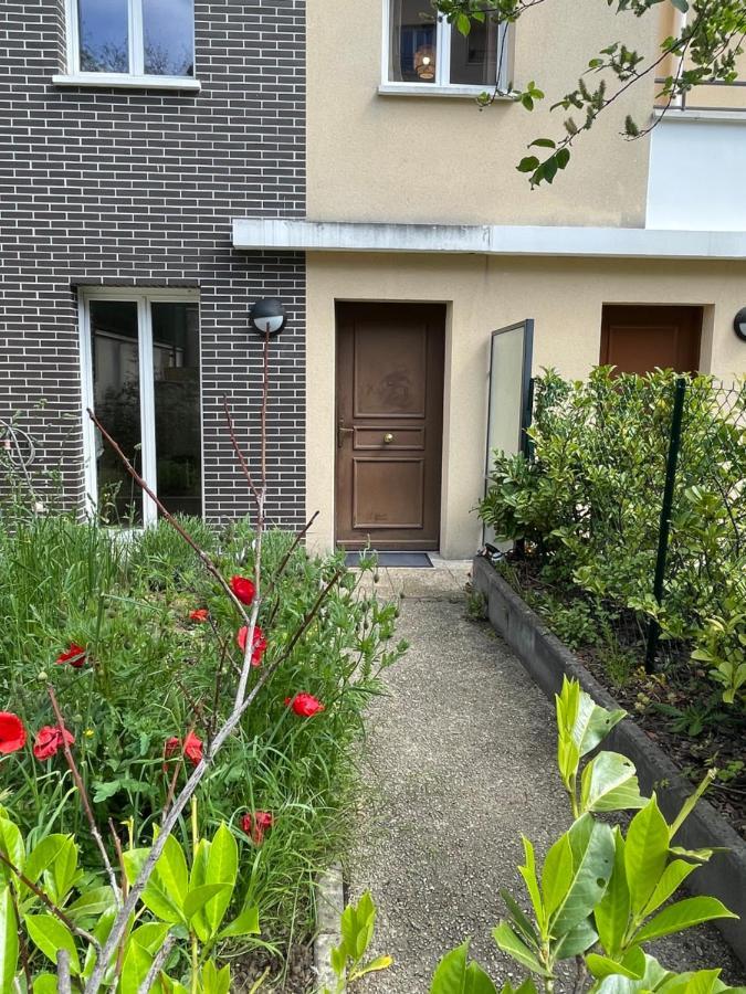 Maison Agreable Et Spacieuse Aux Portes De Paris Et Du Metro Saint-Ouen  ภายนอก รูปภาพ